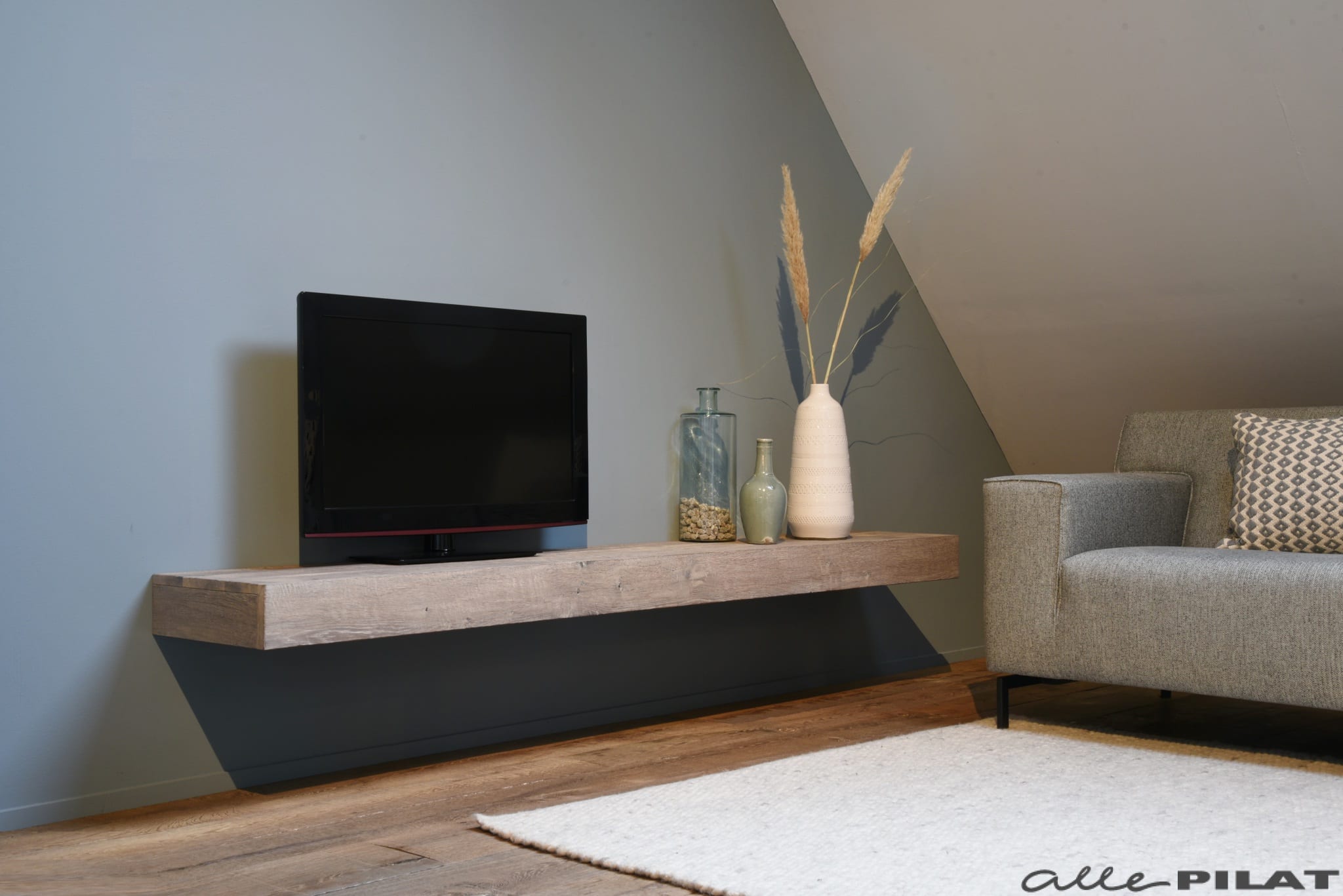 uitblinken Vertrek Helder op Tv-meubel Plank - hangend wandmeubel eikenhout - Woonwinkel Alle Pilat
