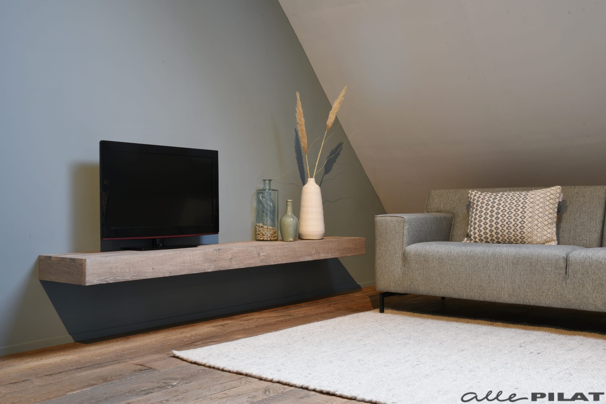 uitblinken Vertrek Helder op Tv-meubel Plank - hangend wandmeubel eikenhout - Woonwinkel Alle Pilat