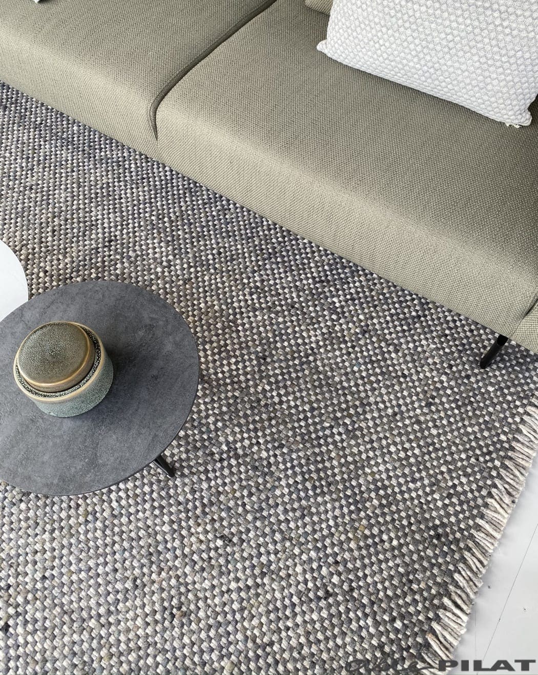 Wollen karpet Solo met franjes op maat geweven - Woonwinkel Alle